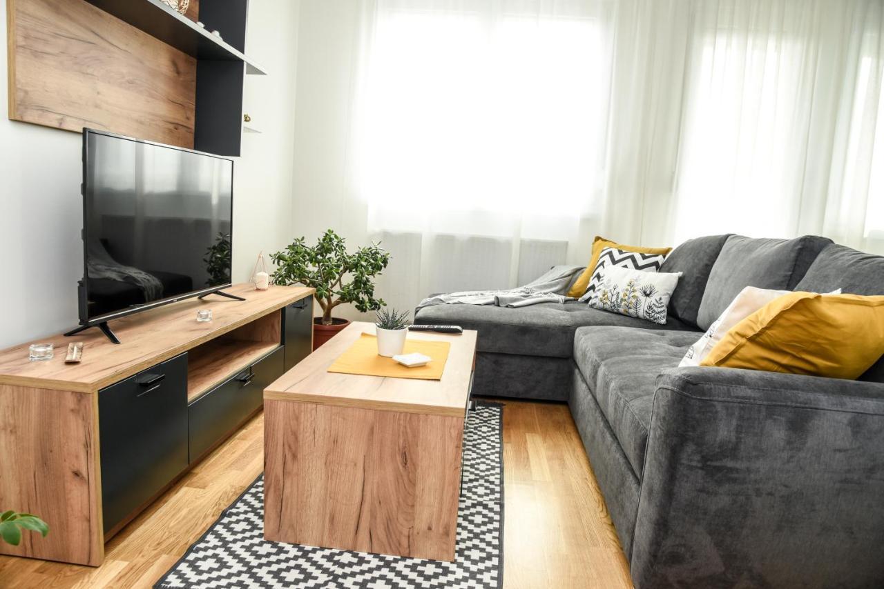 Suncokret Apartmani Loznica Exteriér fotografie